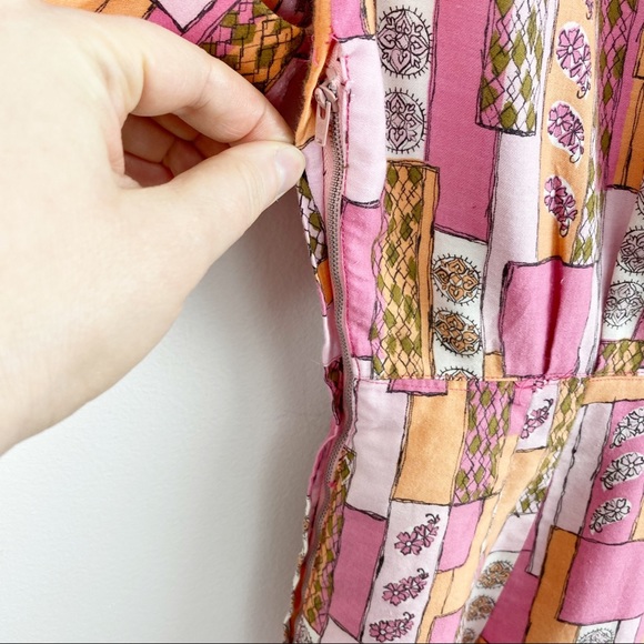 ❌SOLD❌VTG 60s Handmade Novelty Print House Dress - Picture 8 of 11